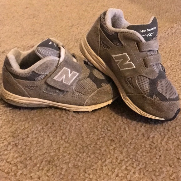 new balance kids size 10